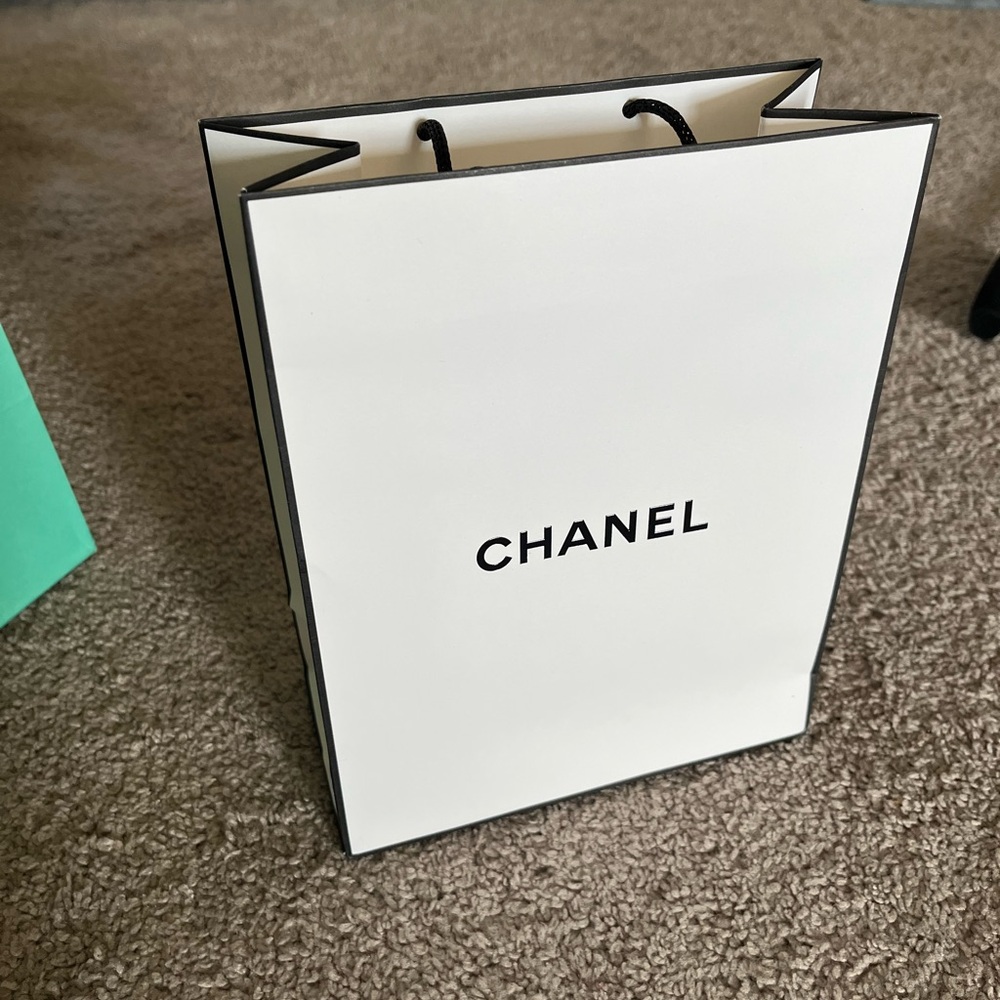 Chanel perfum paper shopping bag